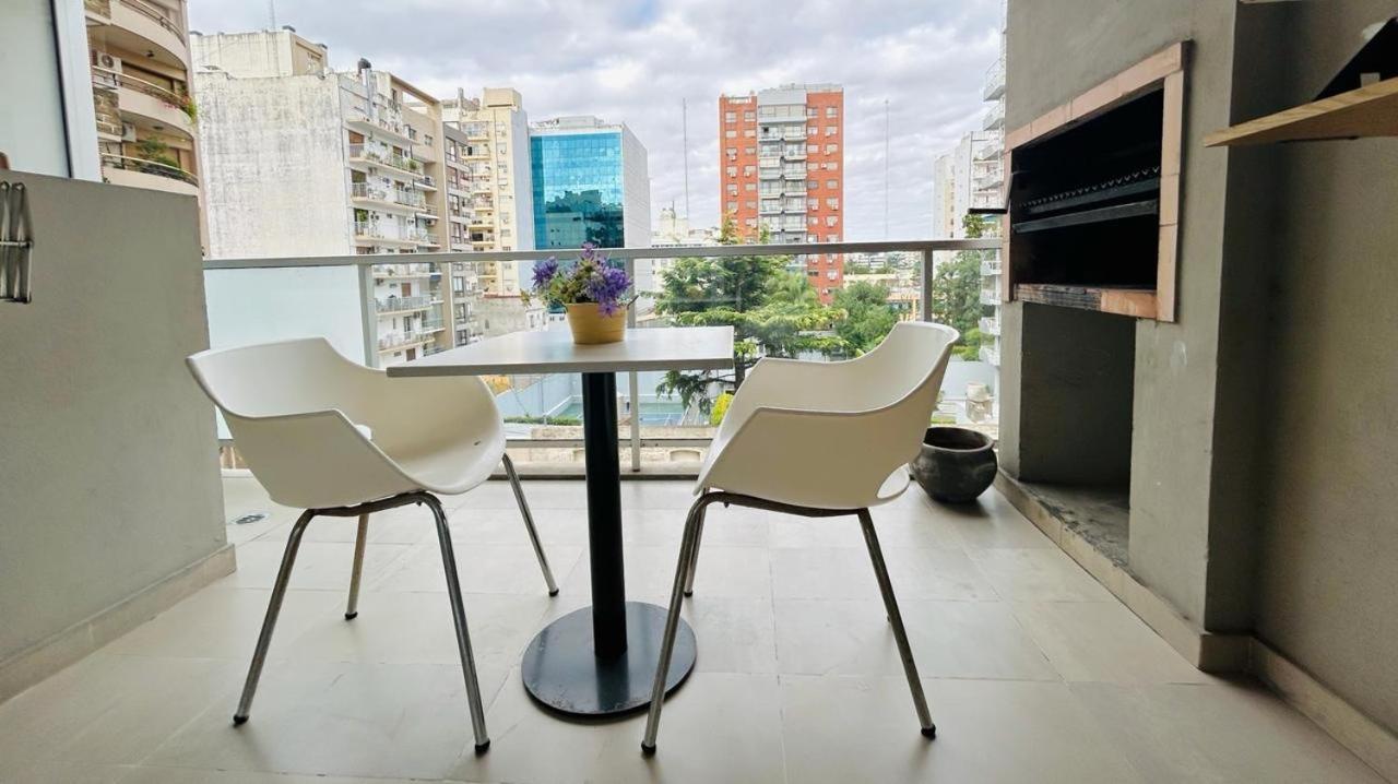 Palermo Hollywood. 2 Ambientes Con Pileta, Balcon Y Parrilla *