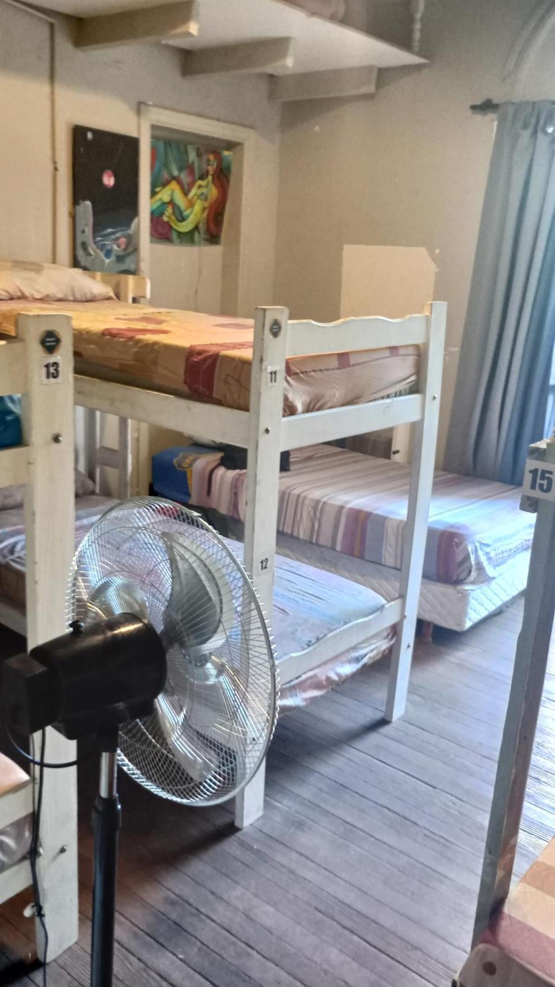 Juniors 222 Hostal