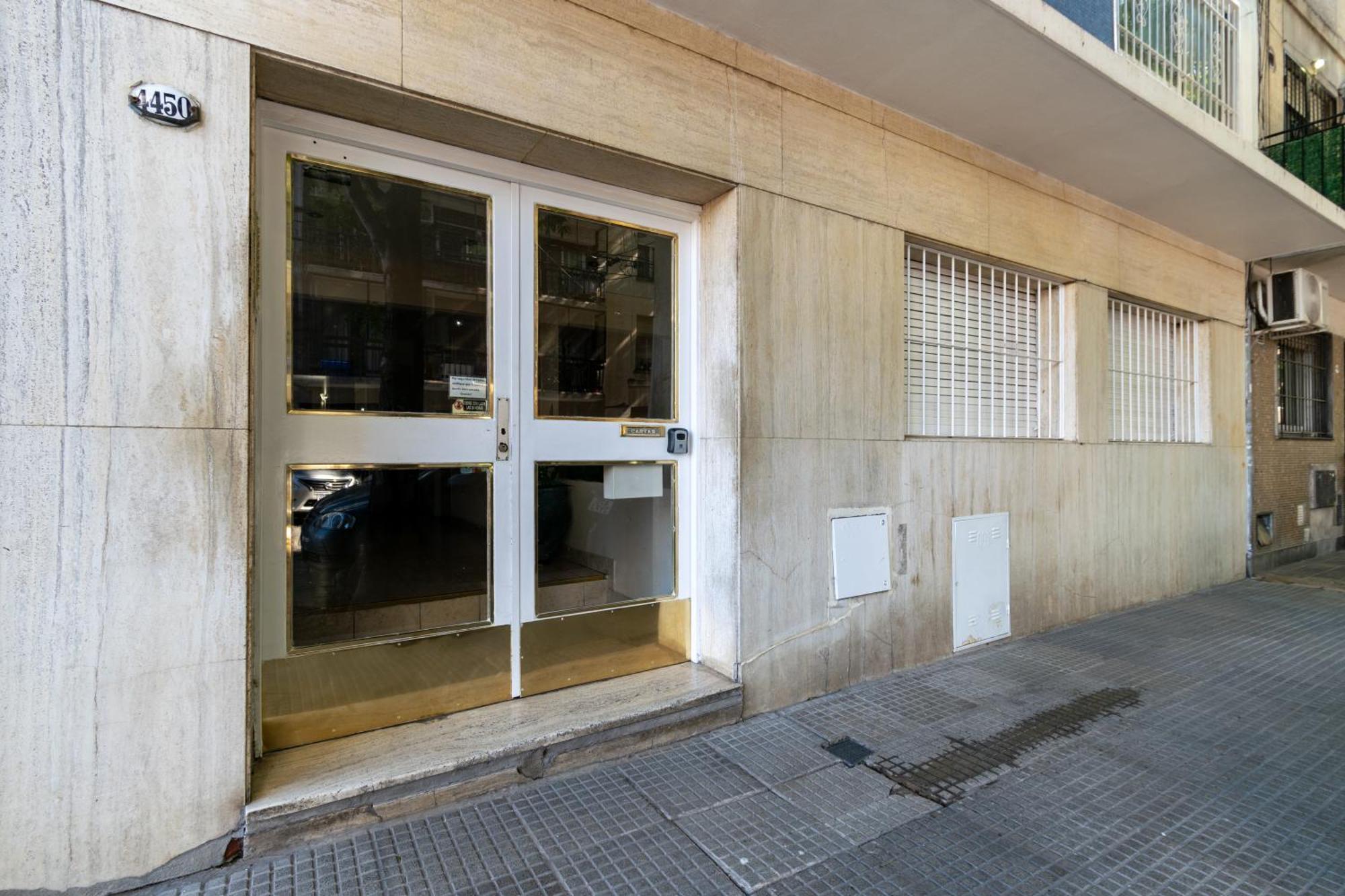 Zona Embajada - Plaza Italia By Debarrio Aparts Apartamento *