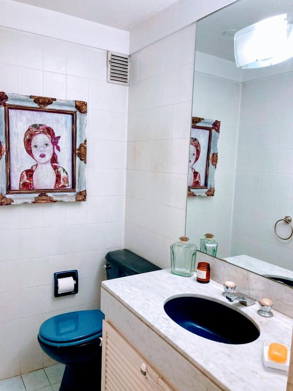 - Piso En La Recoleta A 1 Cuadra Del Cementerio Y A 3 Cuadras Y Media Del Alvear * Ciudad Autónoma de Buenos Aires