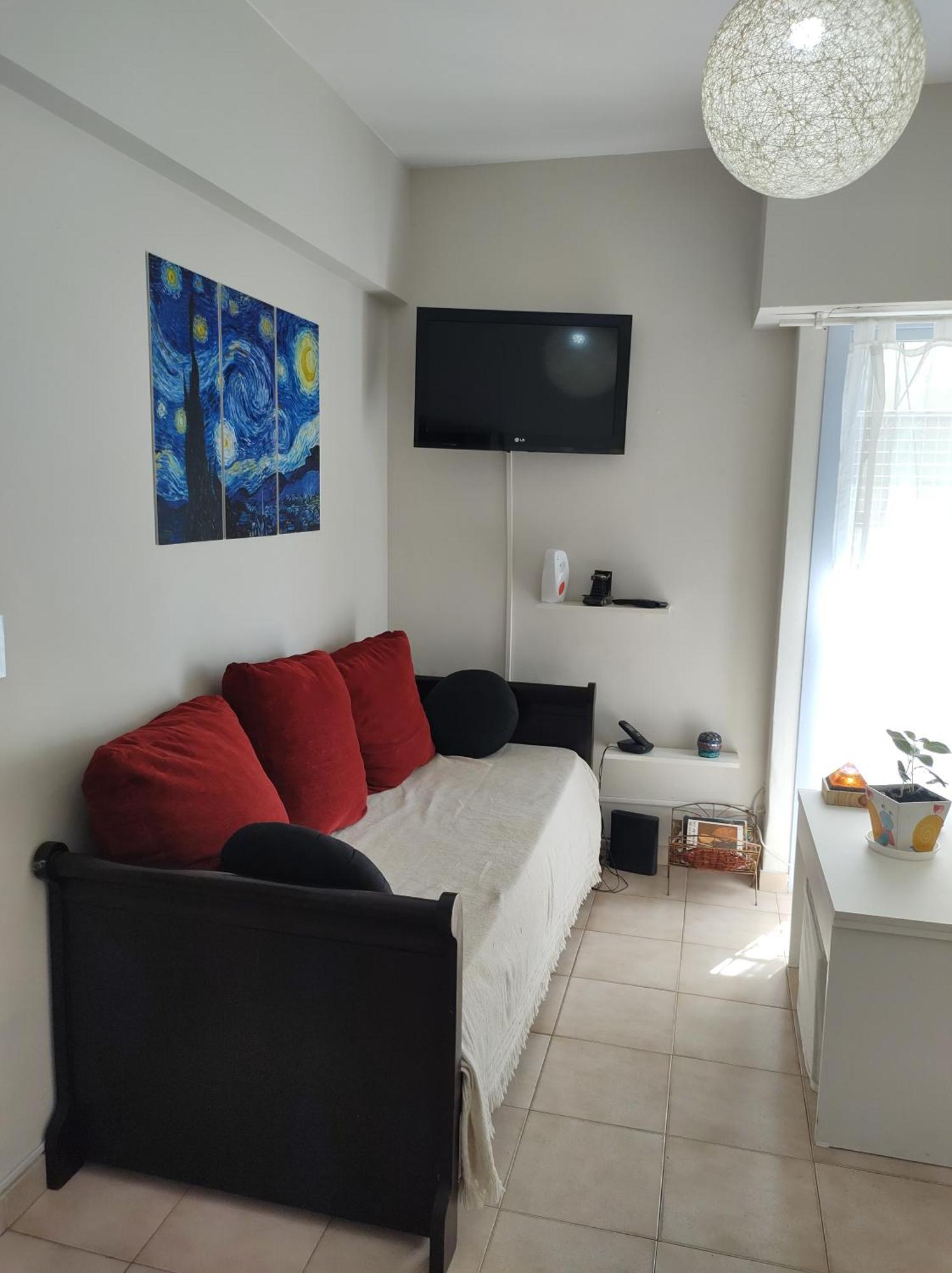Departamento Muy Bien Ubicado, Comodo Y Luminoso, Wifi En Toda La Ciudad Apartamento *
