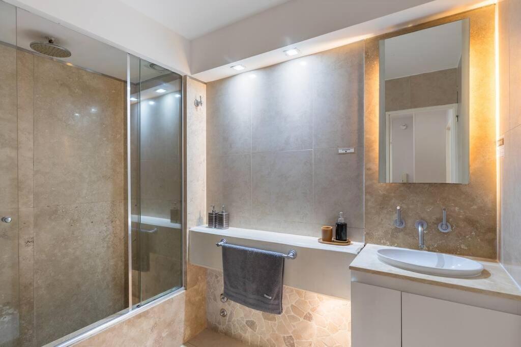 Stylish With Jacuzzi In The Heart Of Palermo Apartamento Buenos Aires