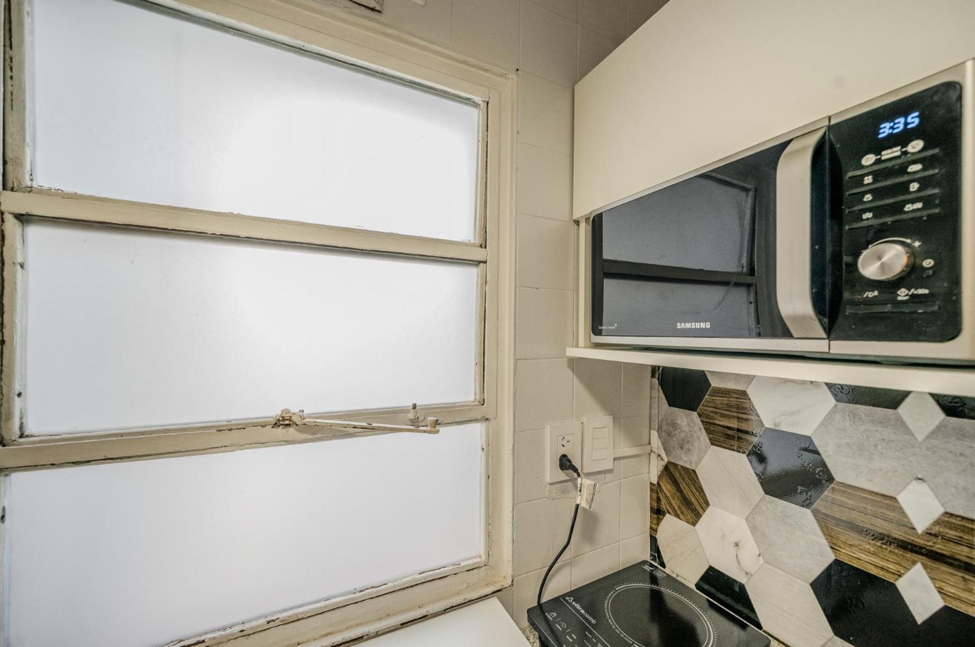 Apartamento Hermoso Departamento Con Balcon Al Obelisco I *