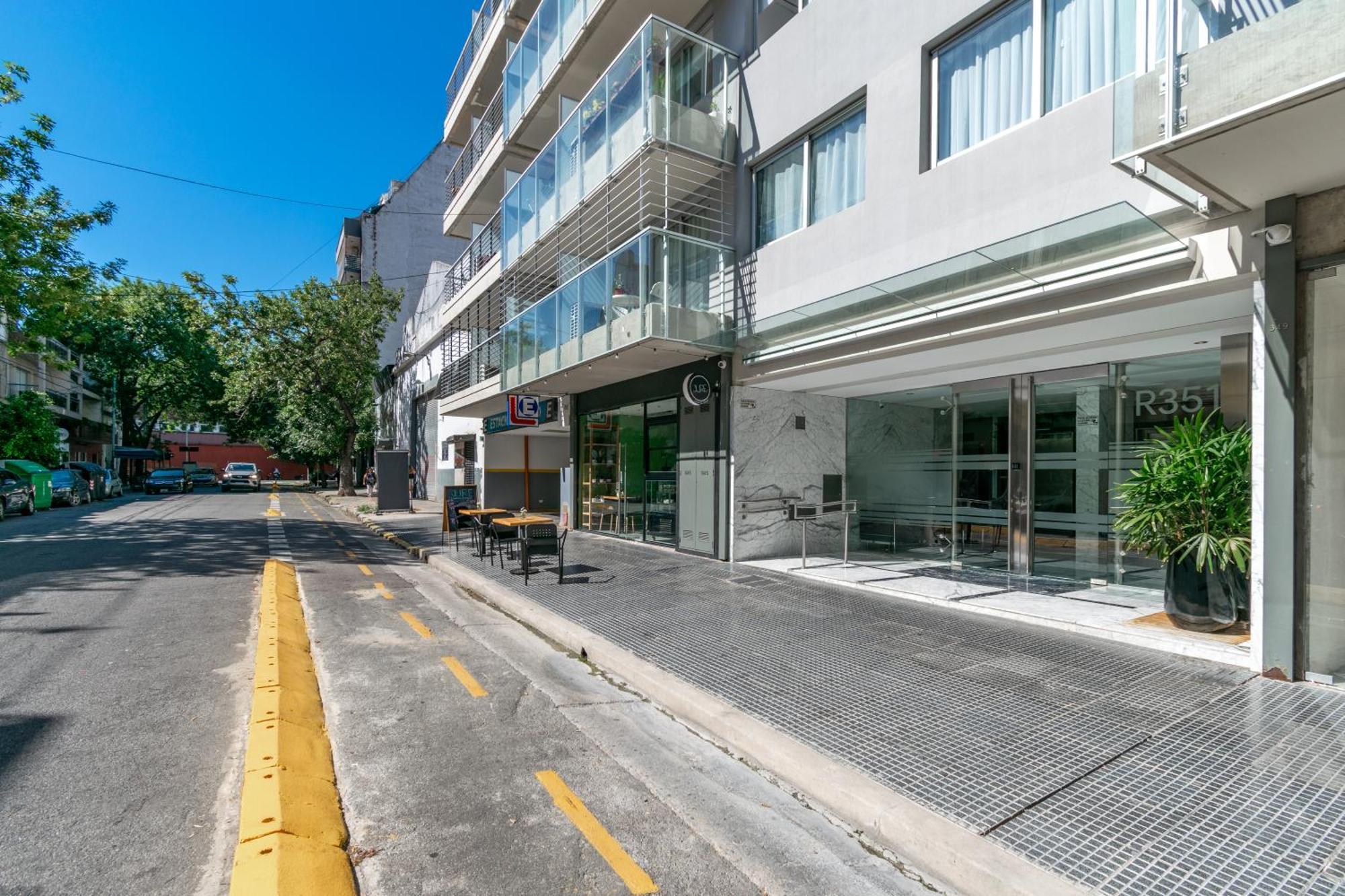 Apartamento Rawson Park A Media Cuadra Del Hospital Italiano By Debarrio Aparts Ciudad Autónoma de Buenos Aires