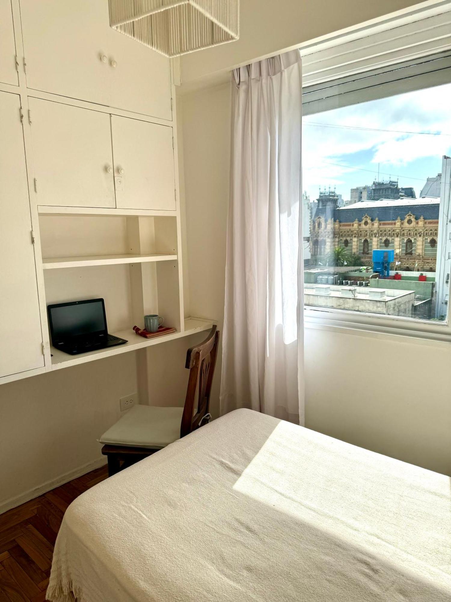 Luminoso Y Confortable - Dolar Oficial Apartamento