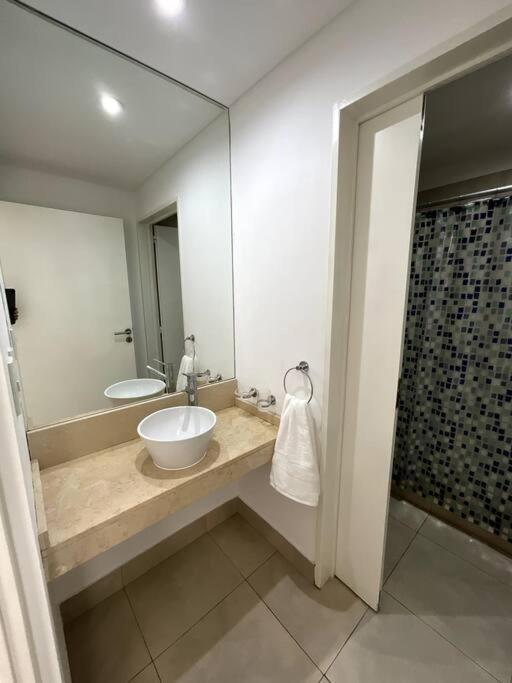 Apartamento Luminoso Con Piscina En Palermo *