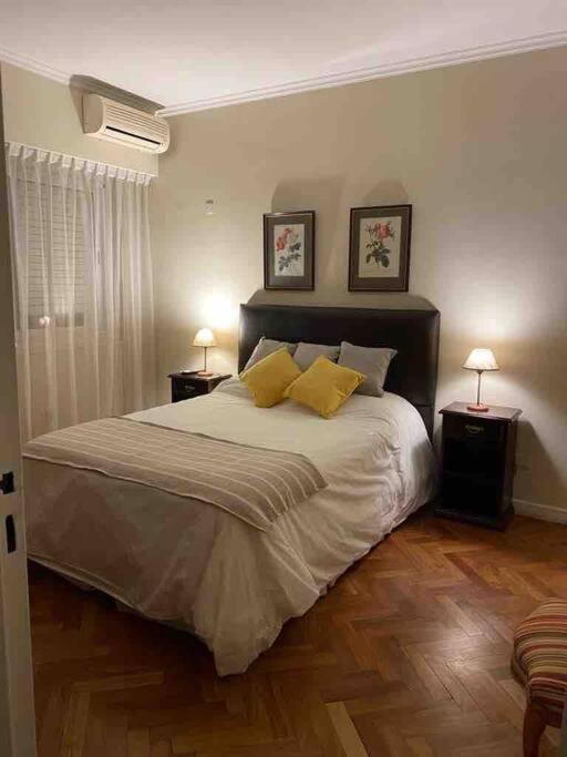 Apartamento Piso Luminoso Y Amplio En Recoleta *