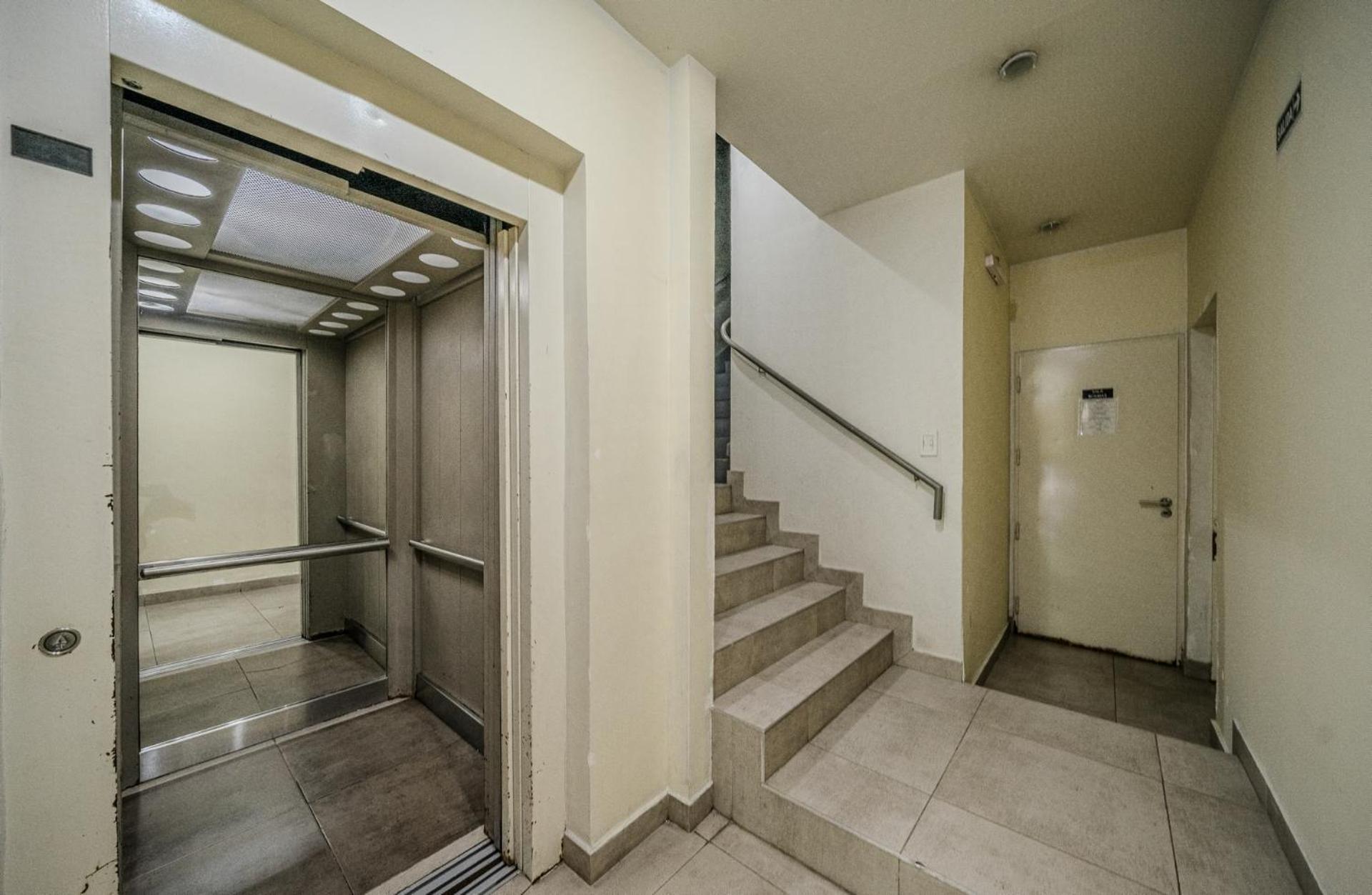 Elegante Departamento Nuevo Zona Hospital Italiano, Buenos Aires
