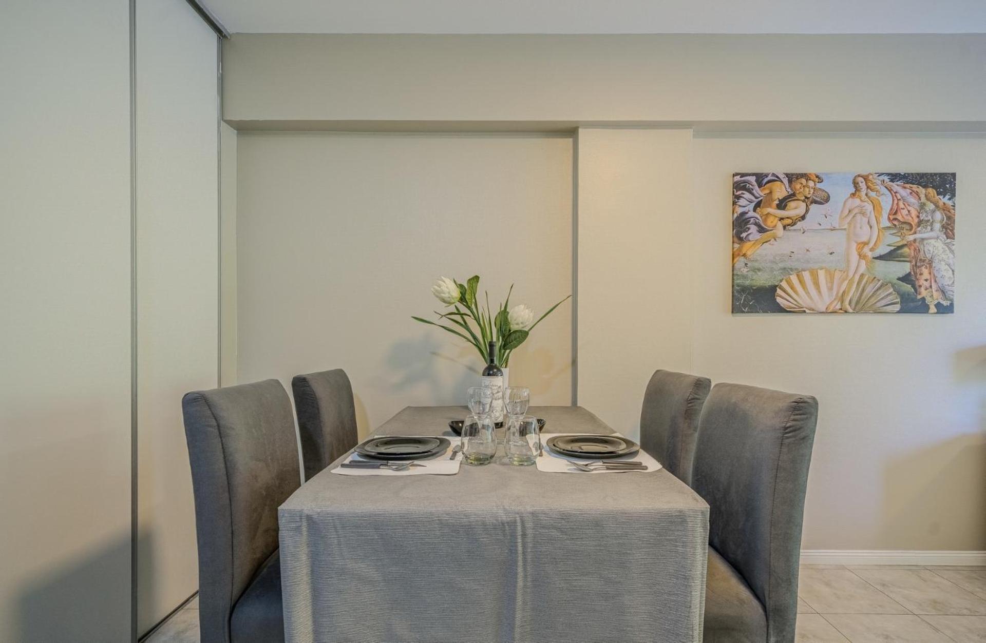 Apartamento Elegante Departamento Nuevo Zona Hospital Italiano, *