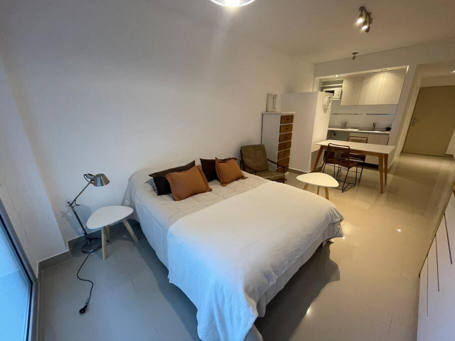 Estudio In San Telmo- Paseo De La Cisterna 330 * Ciudad Autónoma de Buenos Aires