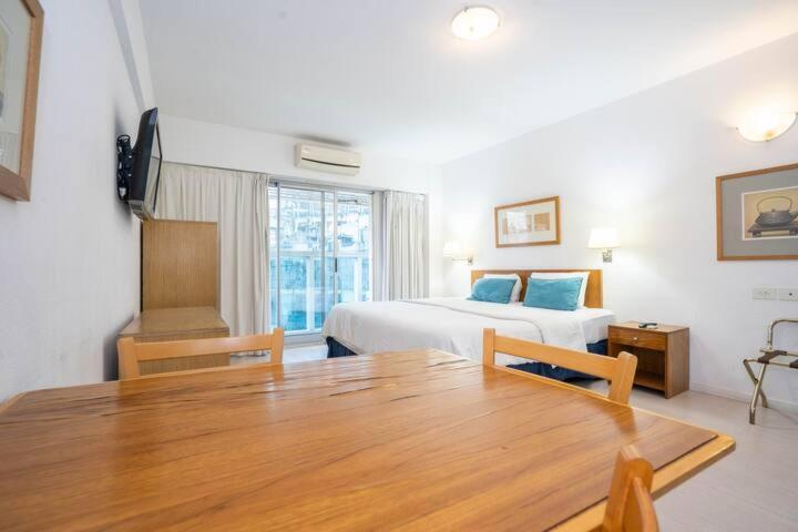 Nomad Esmeralda Apartamento *