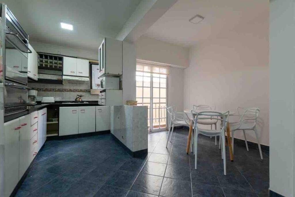 Apartamento La Mejor Ubicacion De Palermo Soho Super Amplio 2 Habitac 4-5 Personas *