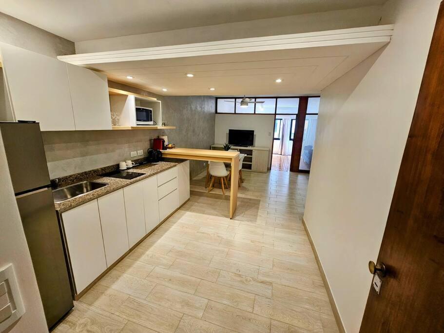 Apartamento Moderno Y Centrico: Tu Lugar En *