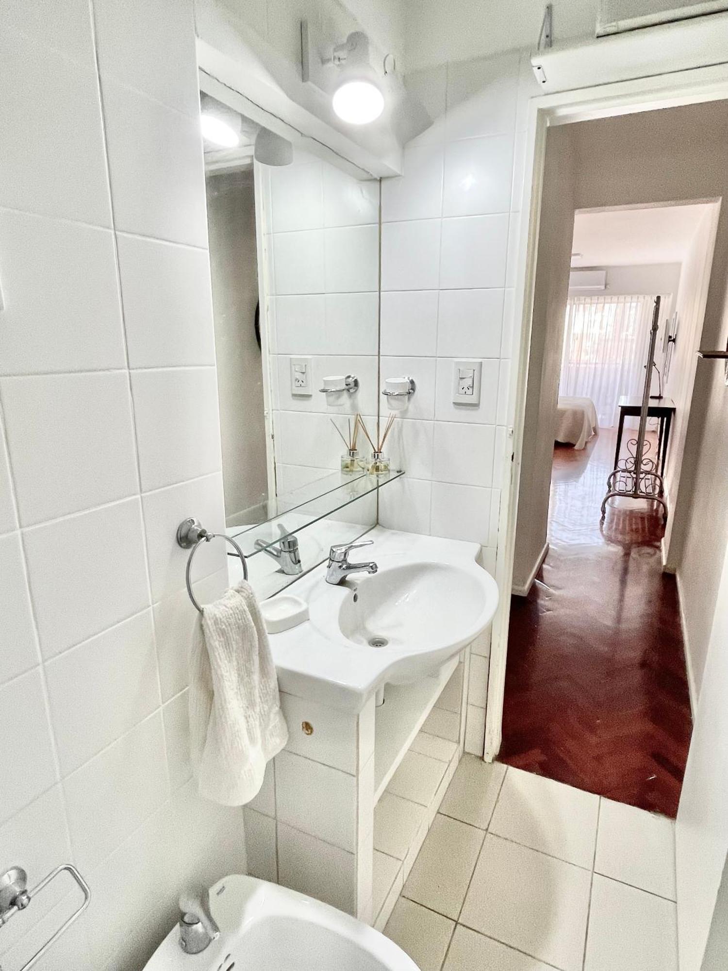 Ubicacion Ideal En Palermo, Comodo Departamento Lleno De Luz. Ciudad Autónoma de Buenos Aires