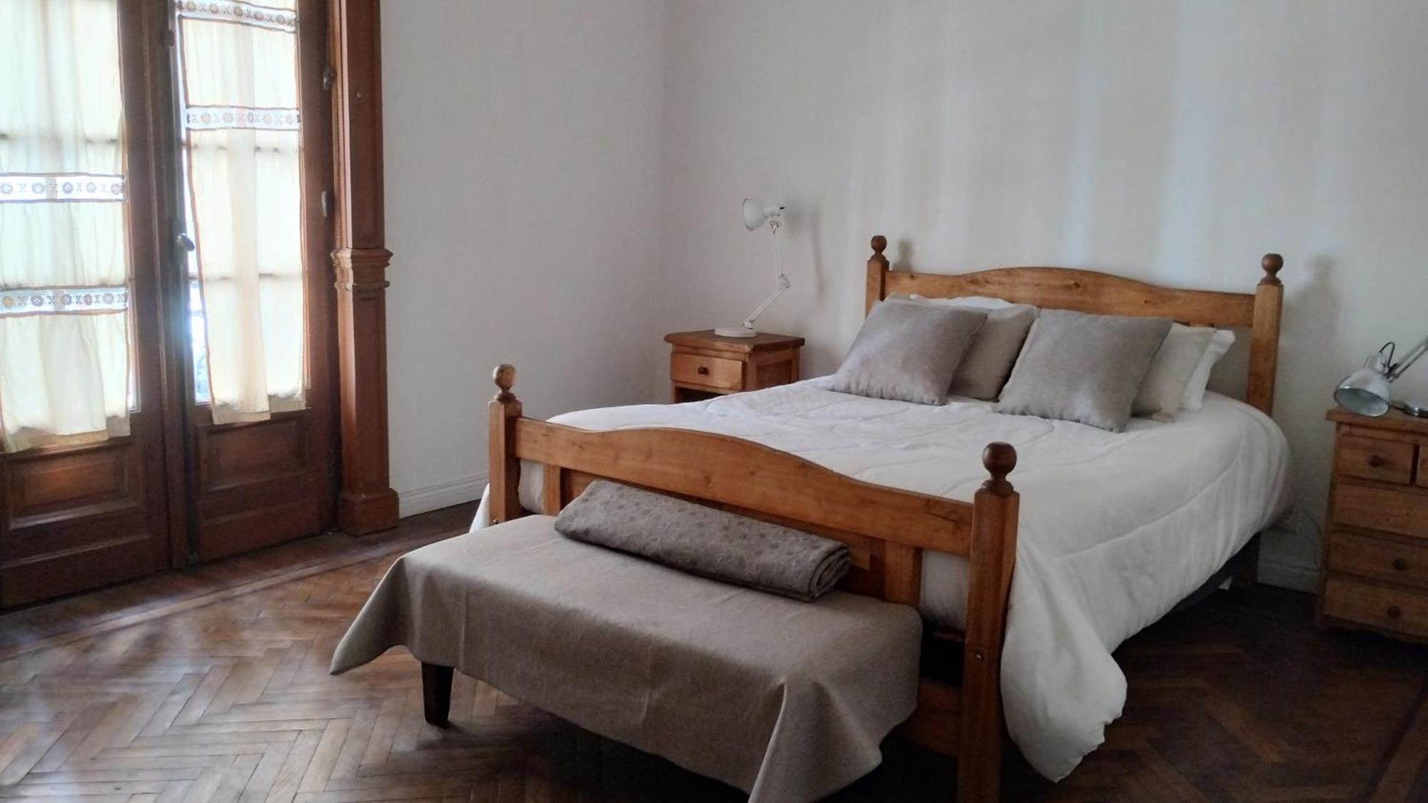 Hermoso Y Amplio Departamento Para 2 Personas En San Telmo *