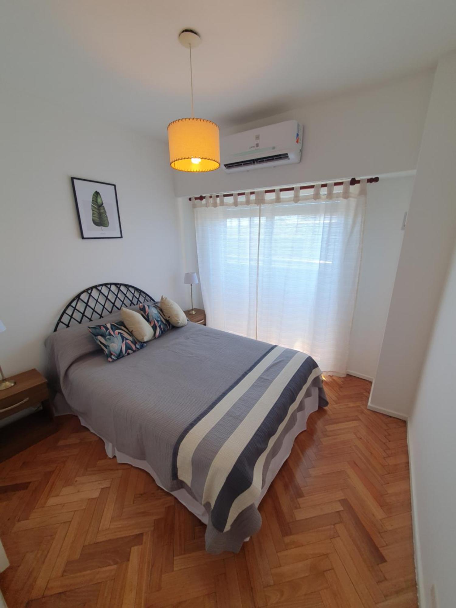 Apartamento Corrientes Y Callao Apartamento Piso 16 Obelisco 2 Ambientes *