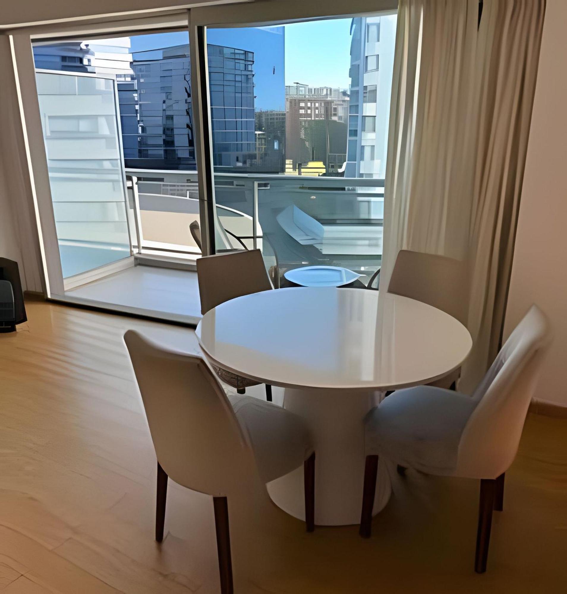 Moderno Amoblado En Puerto Madero Ciudad Autónoma de Buenos Aires