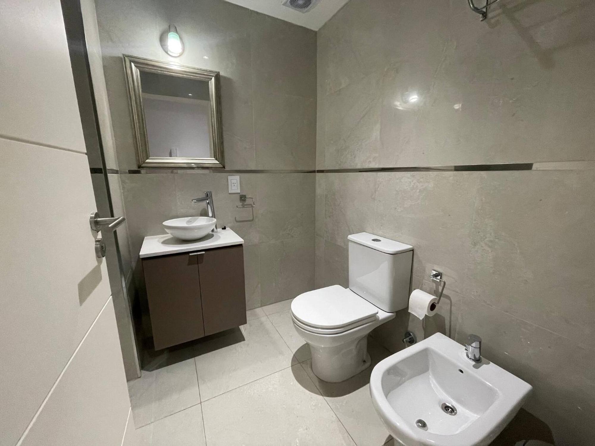 In San Telmo- Paseo De La Cisterna- 529 Apartamento