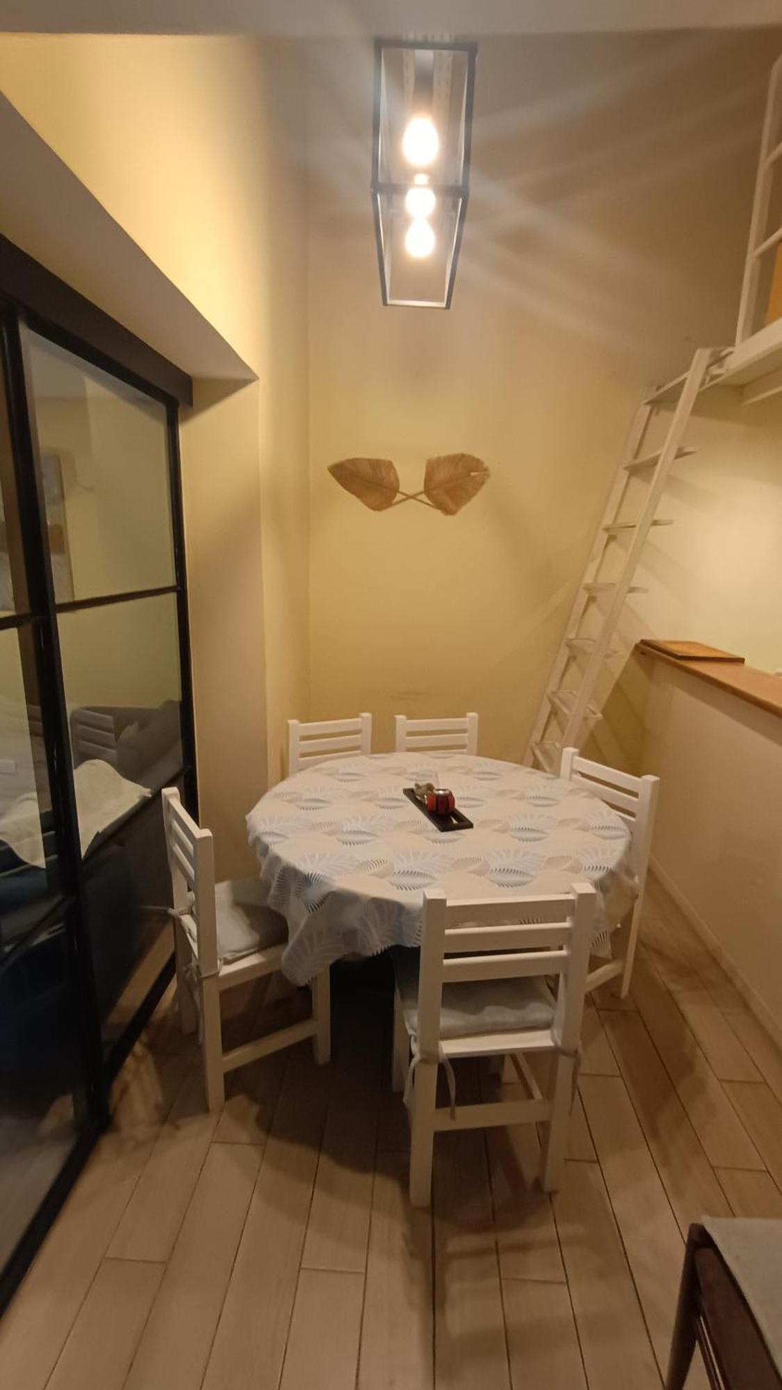 Hermoso, Moderno Con Patio Y Terraza 7 Personas Ciudad Autónoma de Buenos Aires
