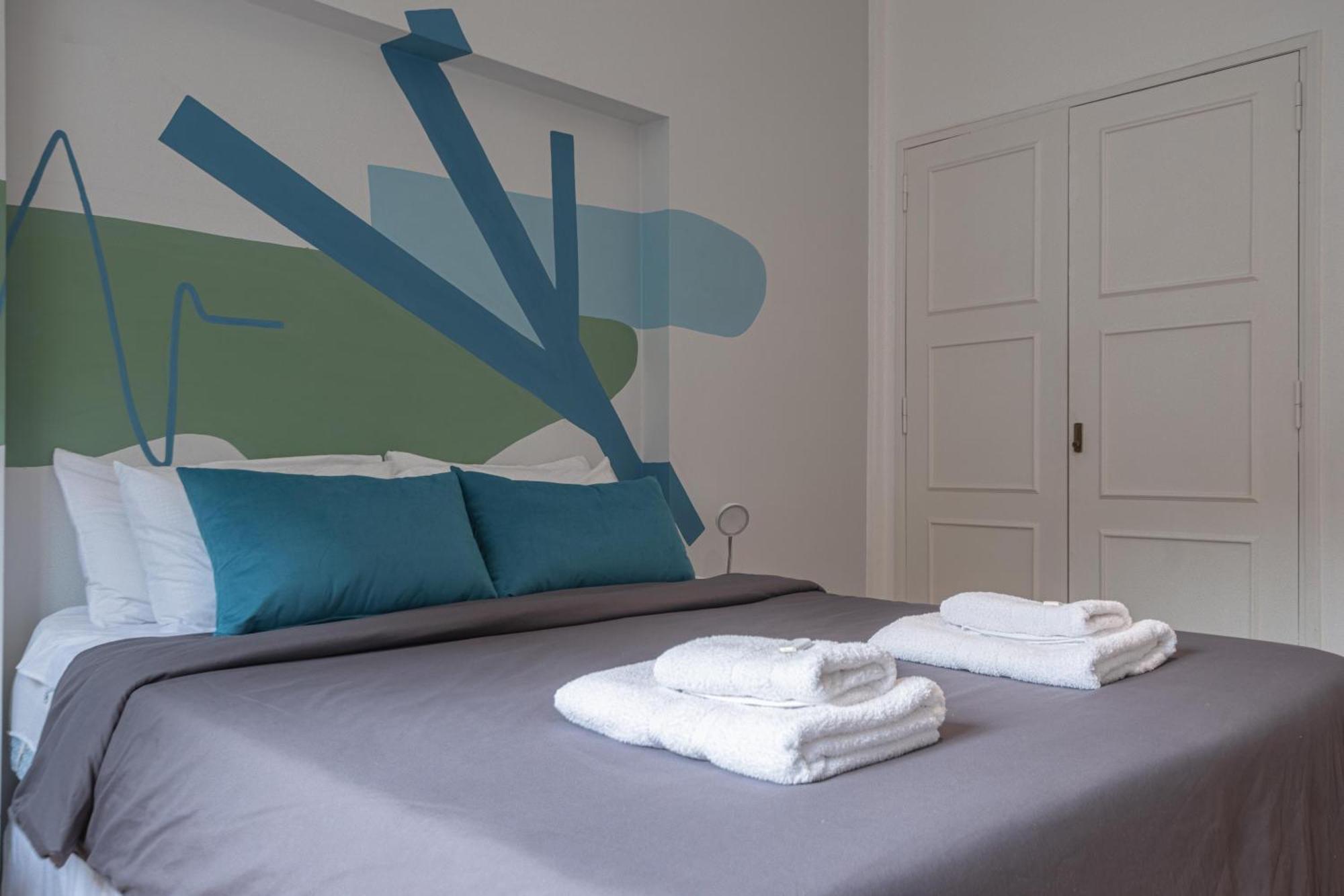 Apartamento Fliphaus Charcas 2500 - 3 Bd 2 Ba In Recoleta Buenos Aires