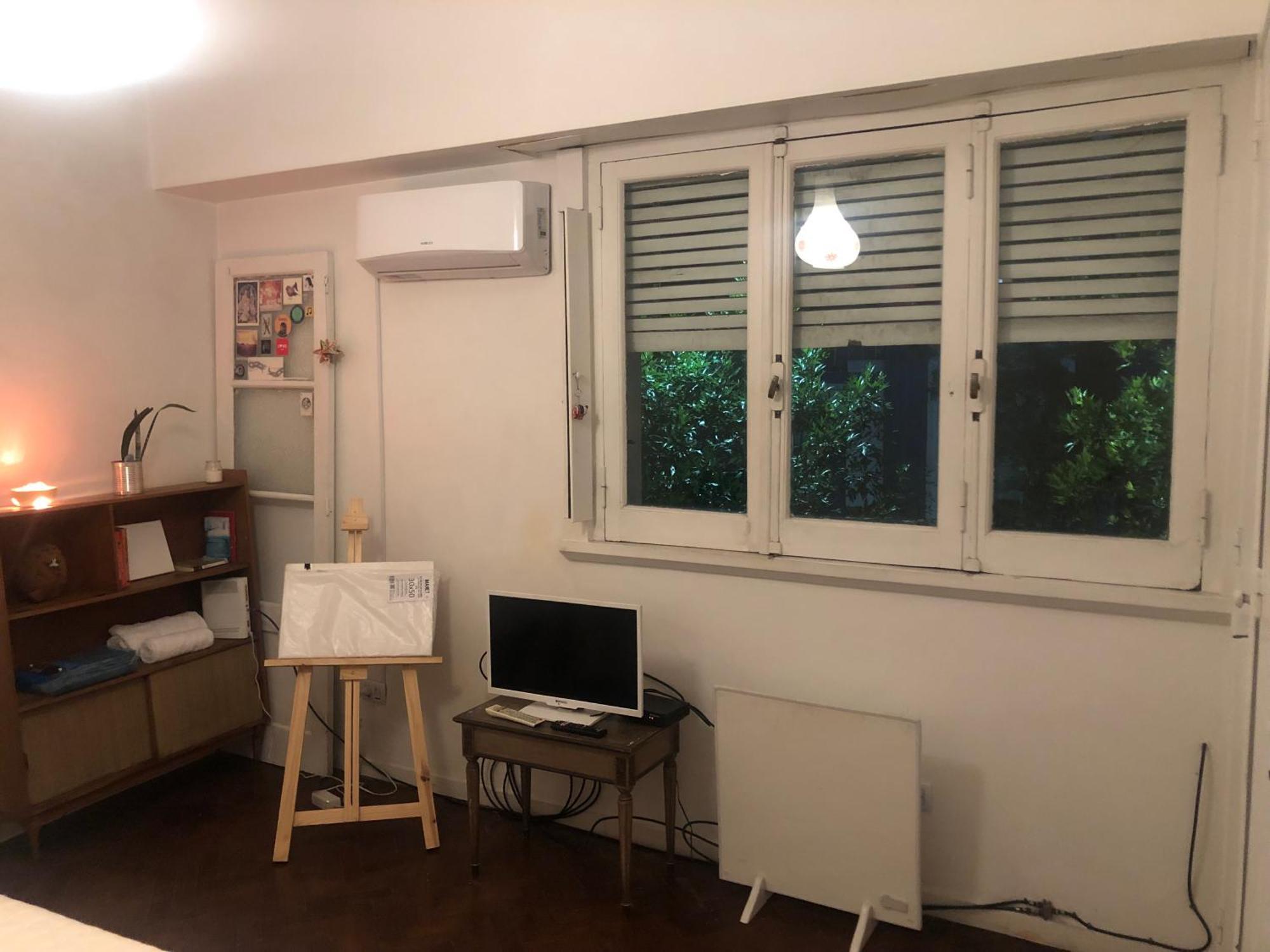 Habitación en casa particular Amplia Y Luminosa Habitacion