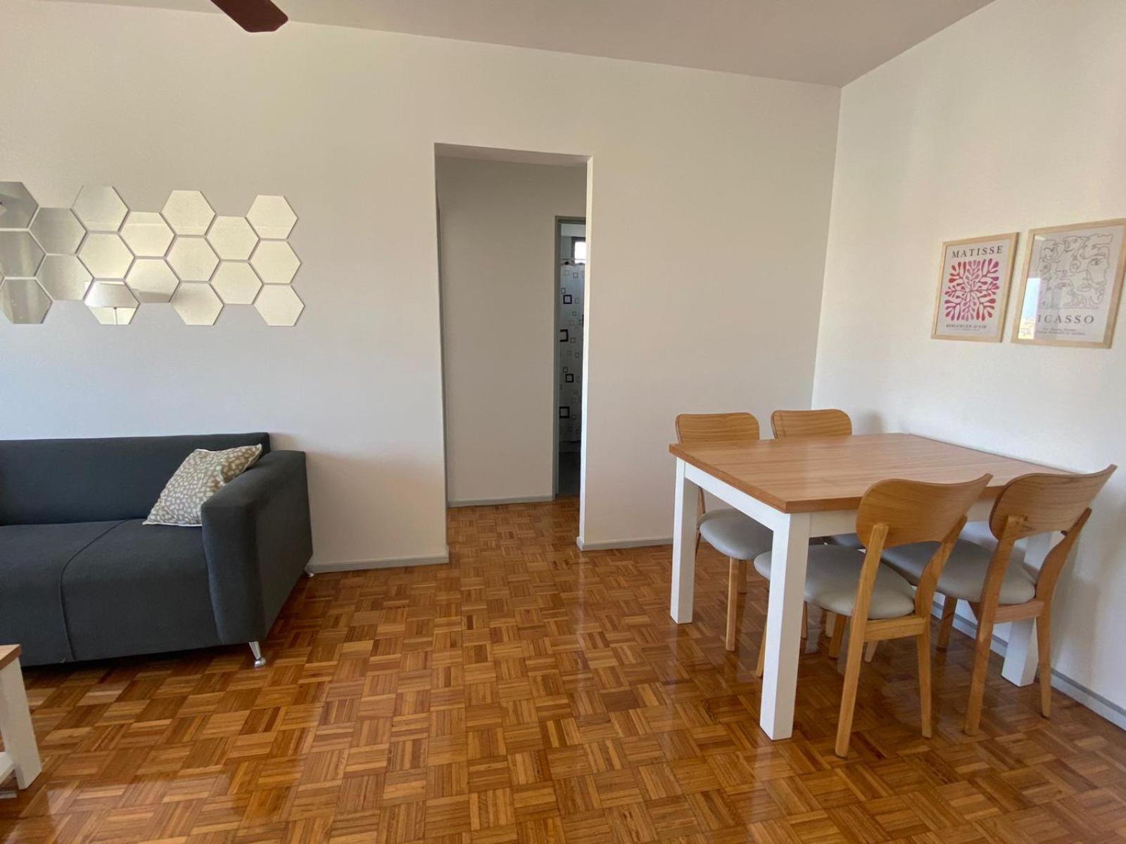 Muy Buena Ubicacion. Luminoso Y Silencioso Apartamento *