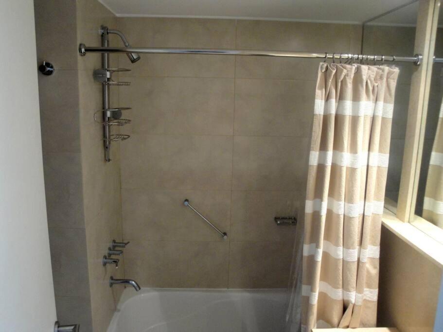 Apartamento Palermo High Floor Apt. -city & River View- Ciudad Autónoma de Buenos Aires