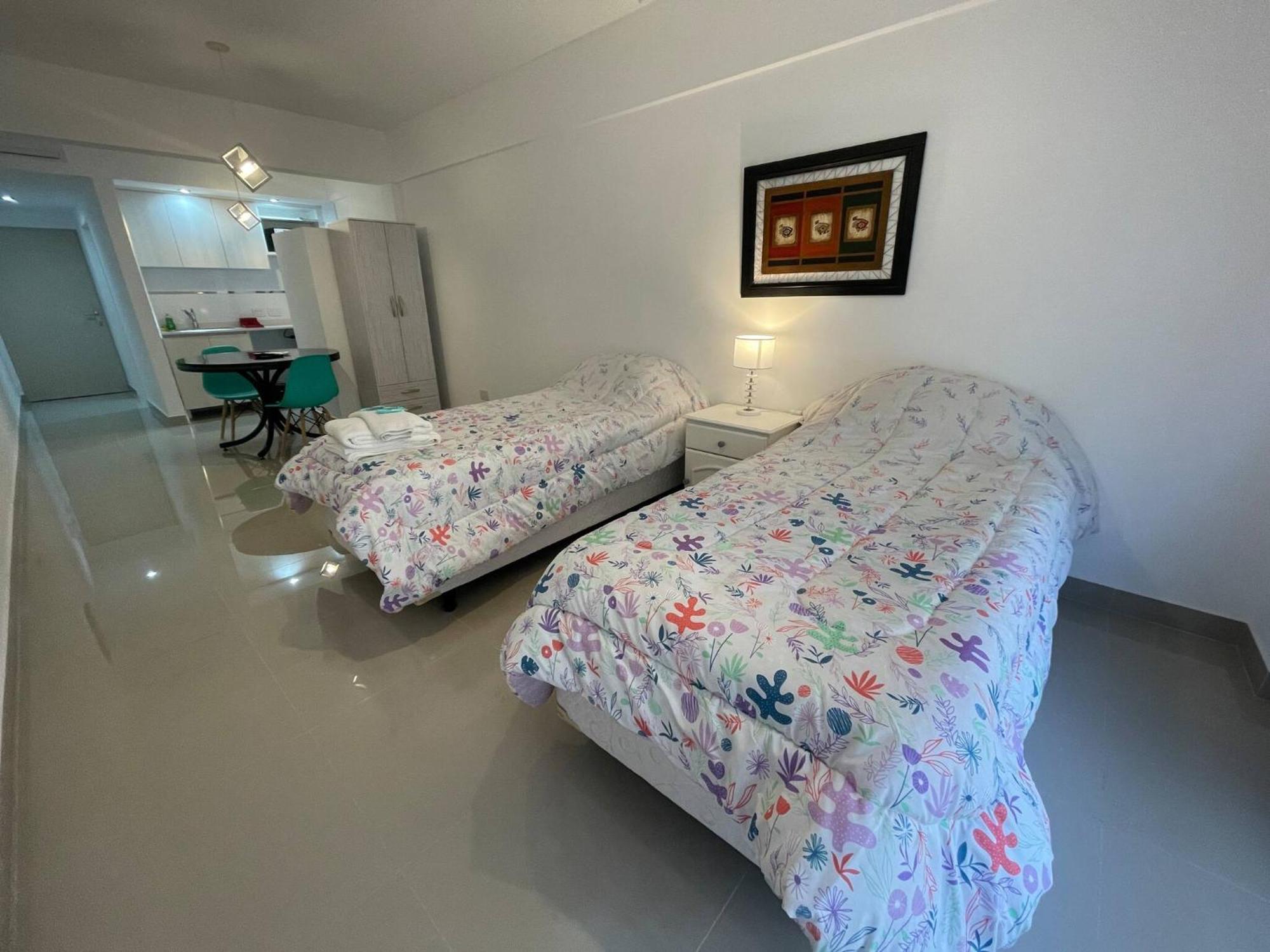 Apartamento Luxury In San Telmo - Paseo De La Cisterna Num6187 *