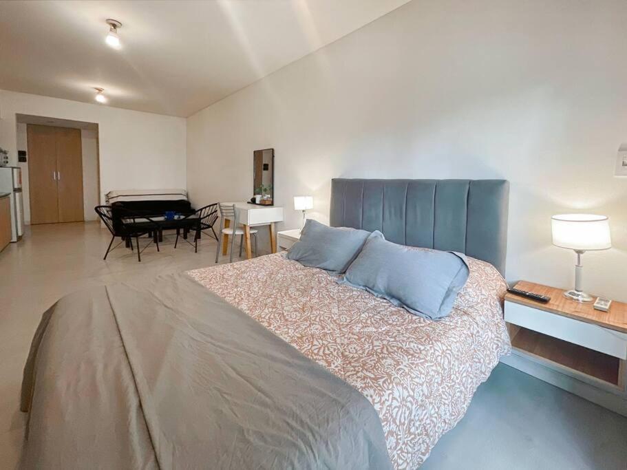 Apartamento Estudio En Caballito: Comodidad Y Estilo- Lamas