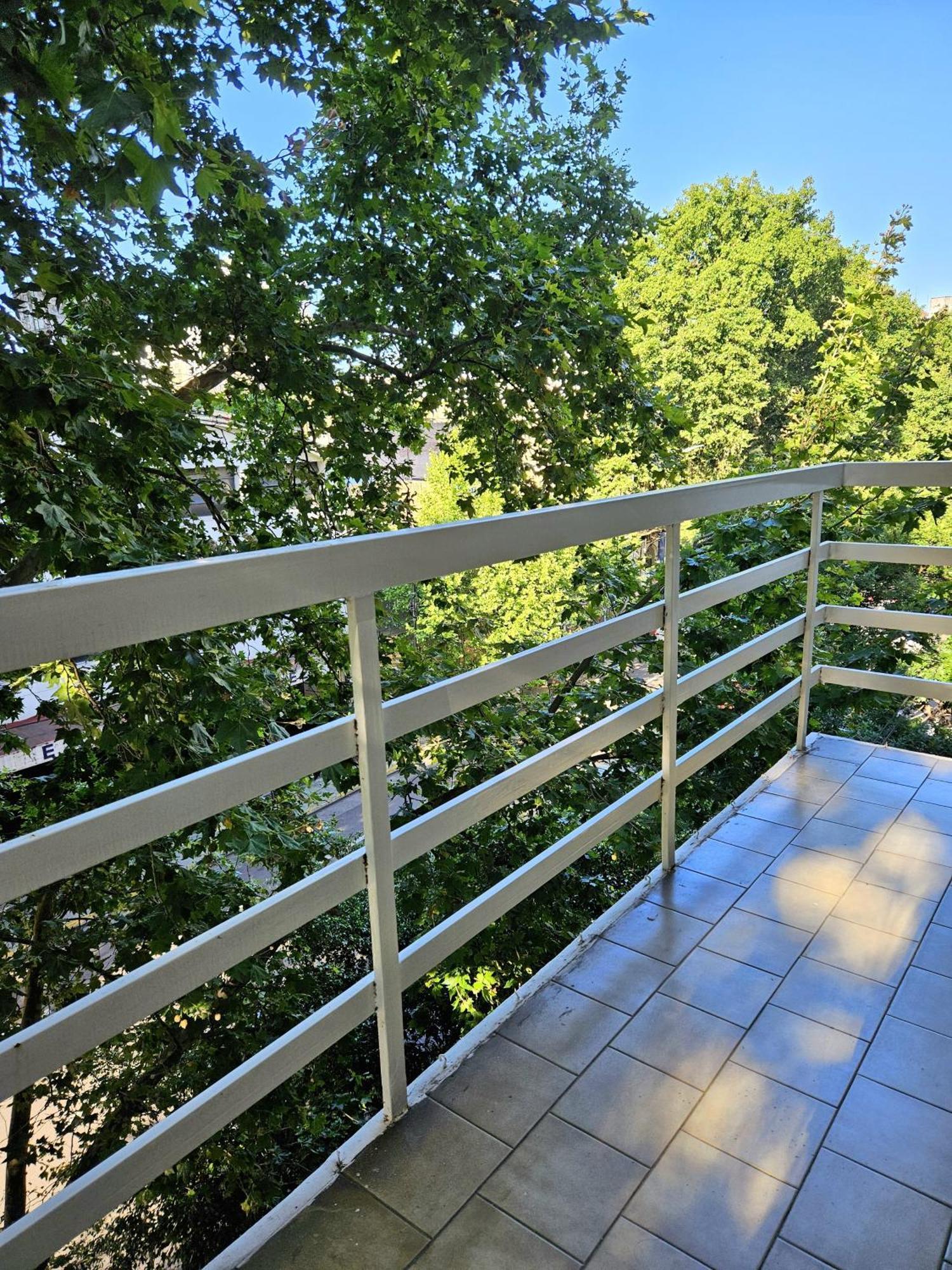 Dpto. A Nuevo! Excelente Ubicacion Centrica Apartamento