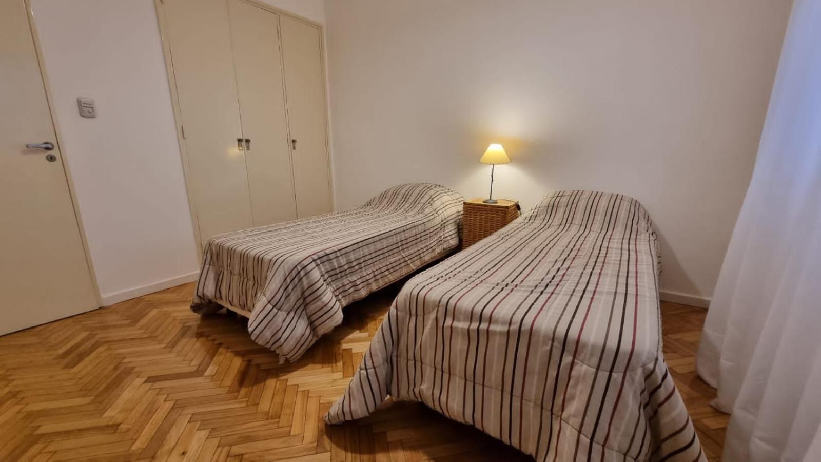 Amplio Departamento Zona Callao Y Corrientes