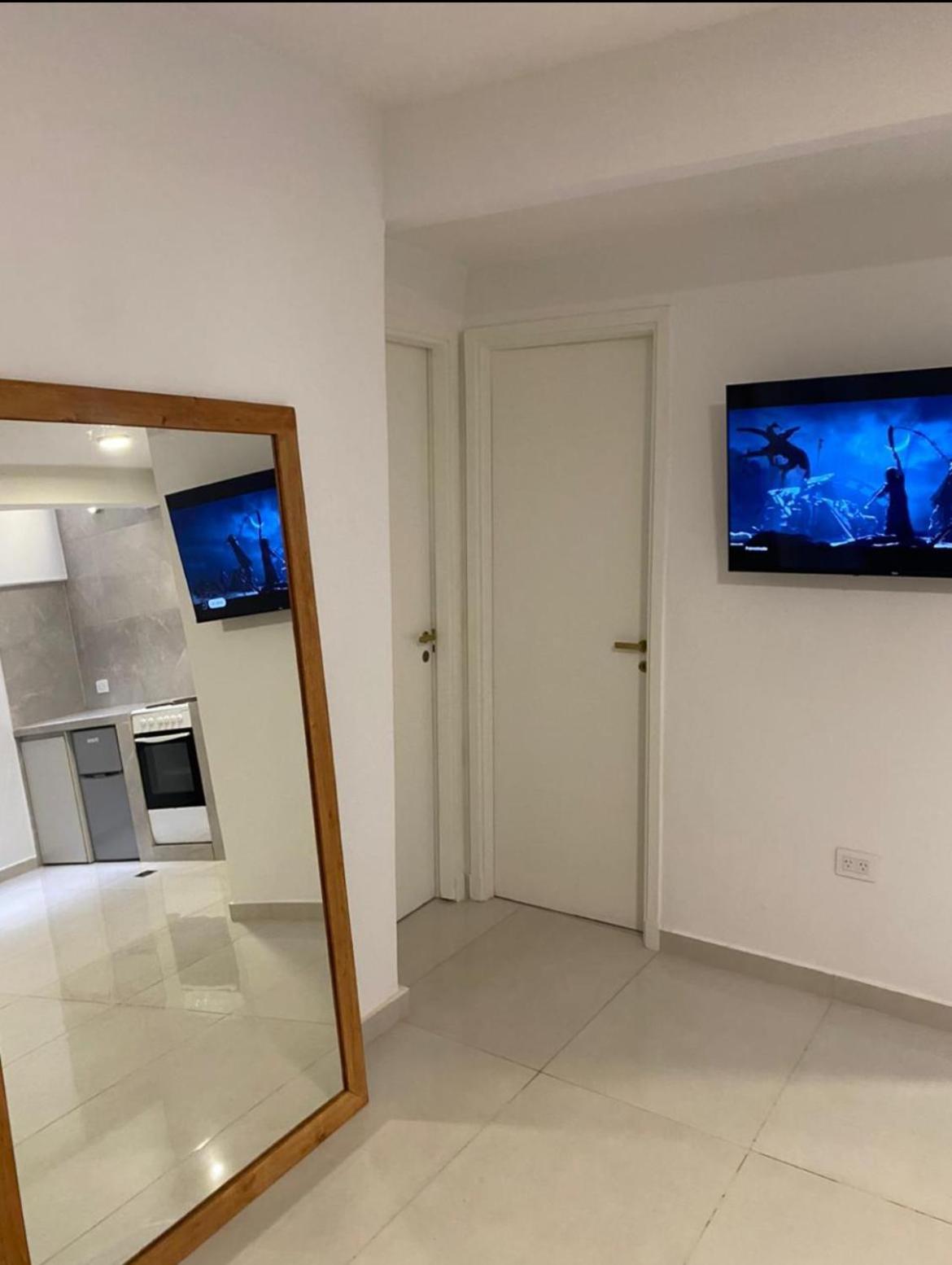 Reconquista900 Apartamento