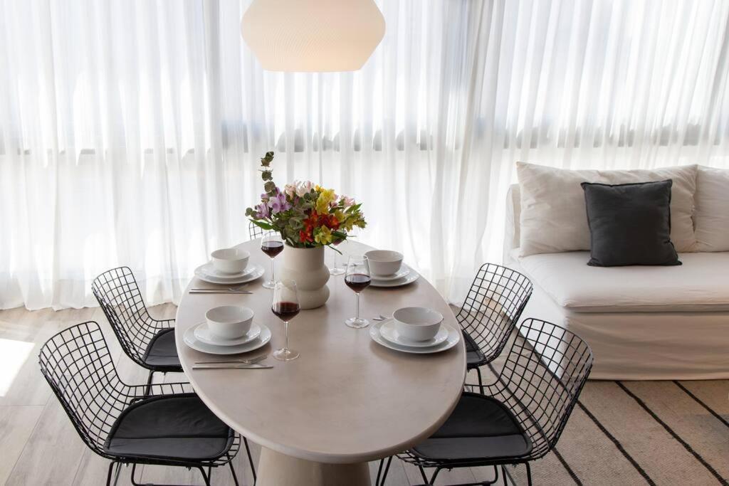 Oriol Beautiful Duplex *
