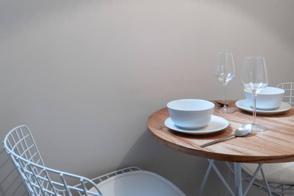 Castano Deluxe Apartamento