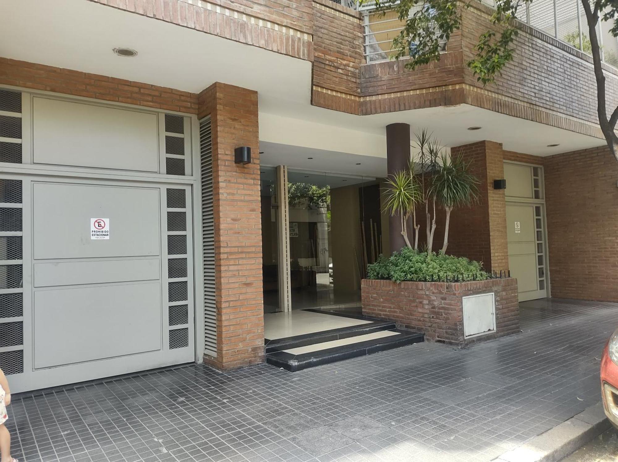 Zona Historica Y Cerca De Uade Dos Personas * Ciudad Autónoma de Buenos Aires