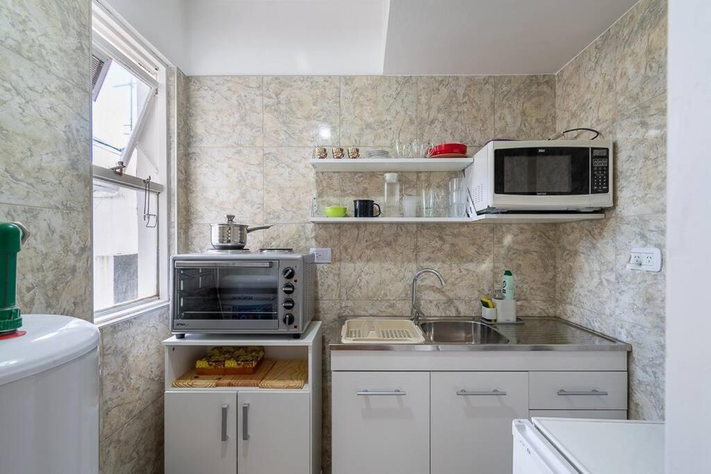 Apartamento Amplio Monoambiente En El Corazon De *