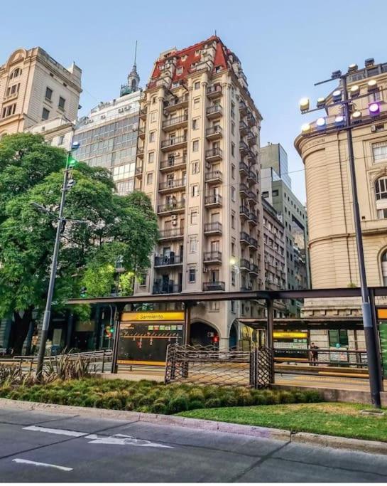 Apartamento La Platea De Bs As 7a Balcones Con Vistas Al Palacio Libertad