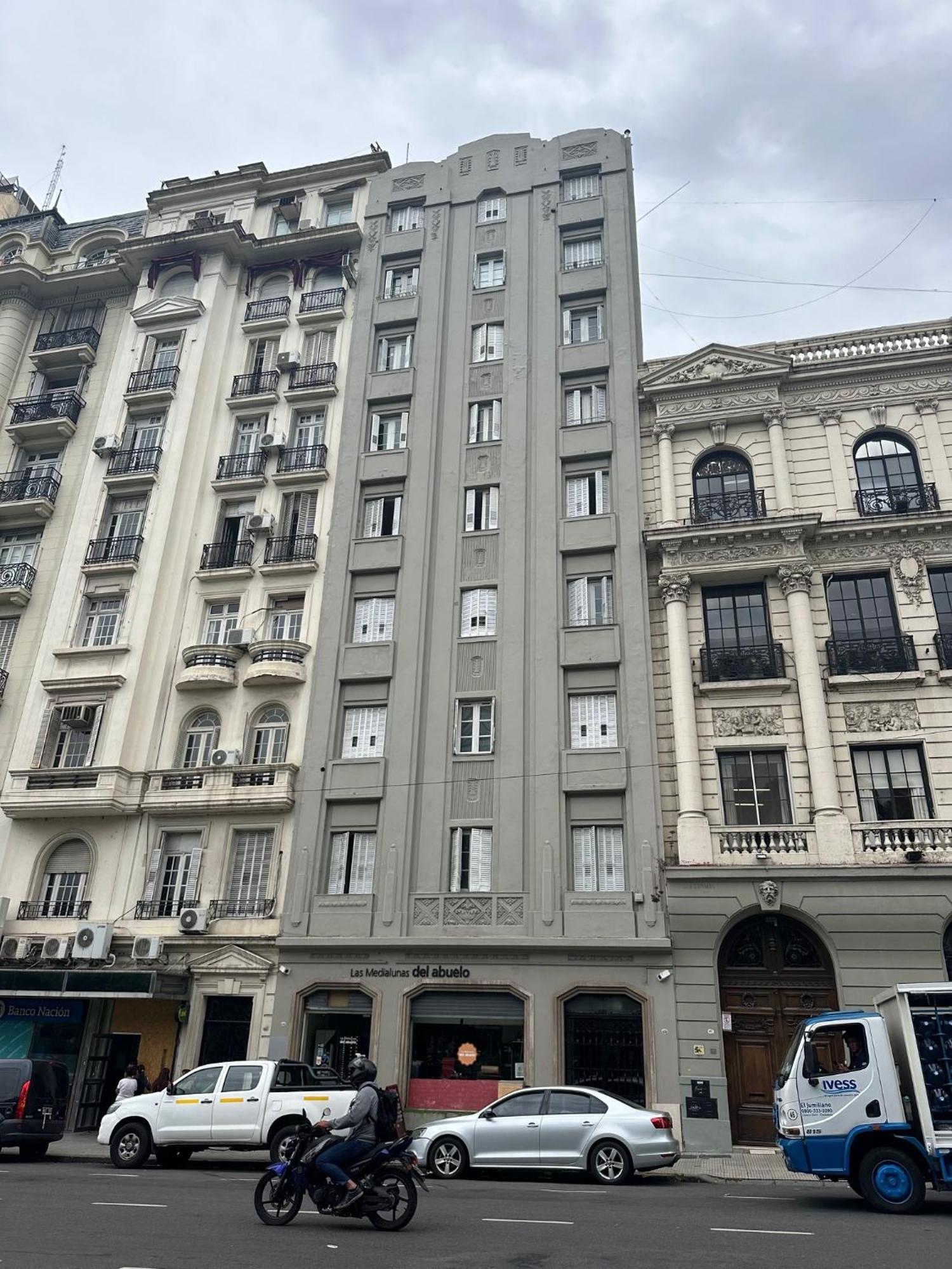 Apartamento Plaza San Martin Retiro