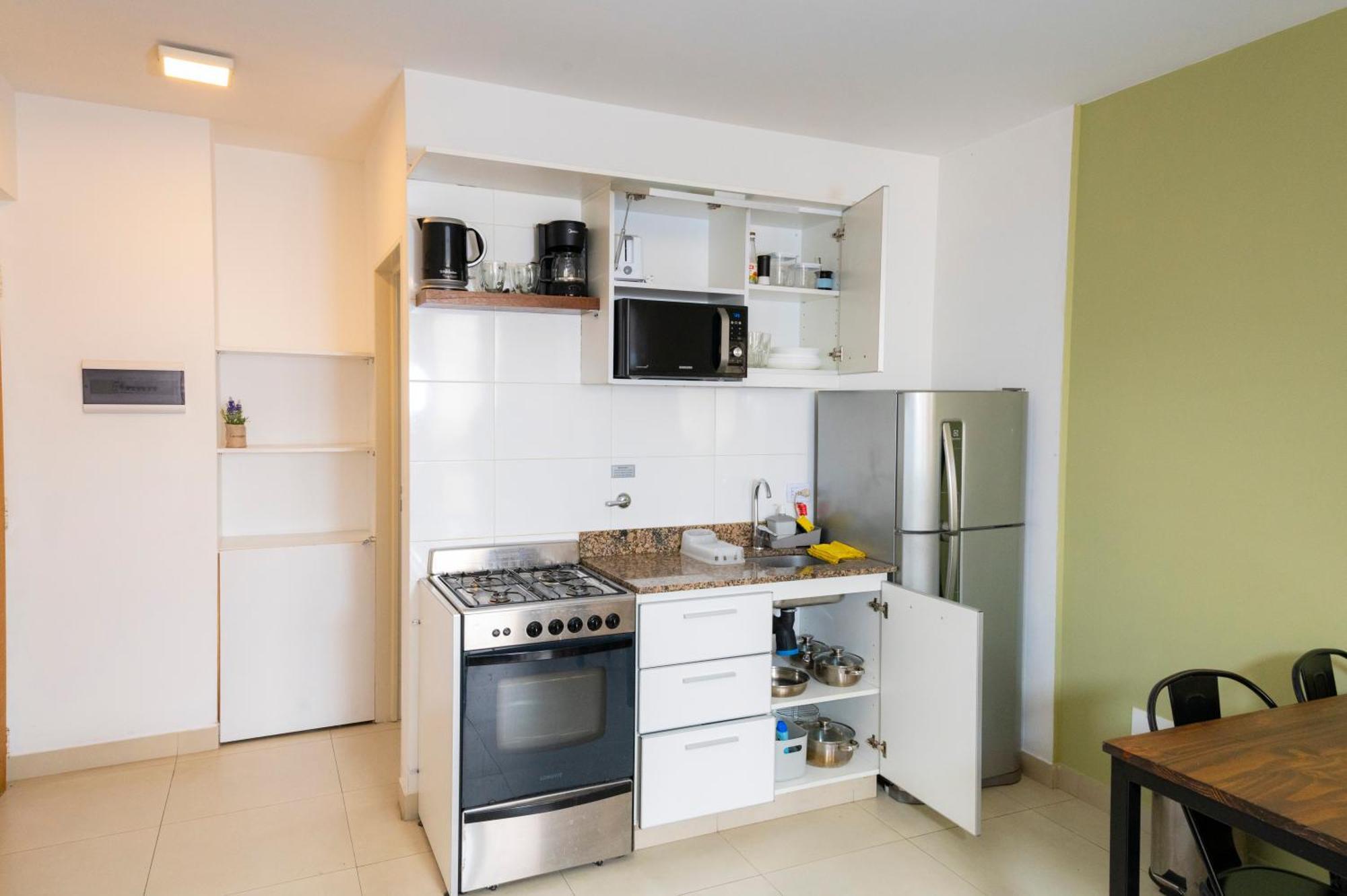 Apartamento A Estrenar! En El Cwntro De Ba. Con Parilla Y Pileta *