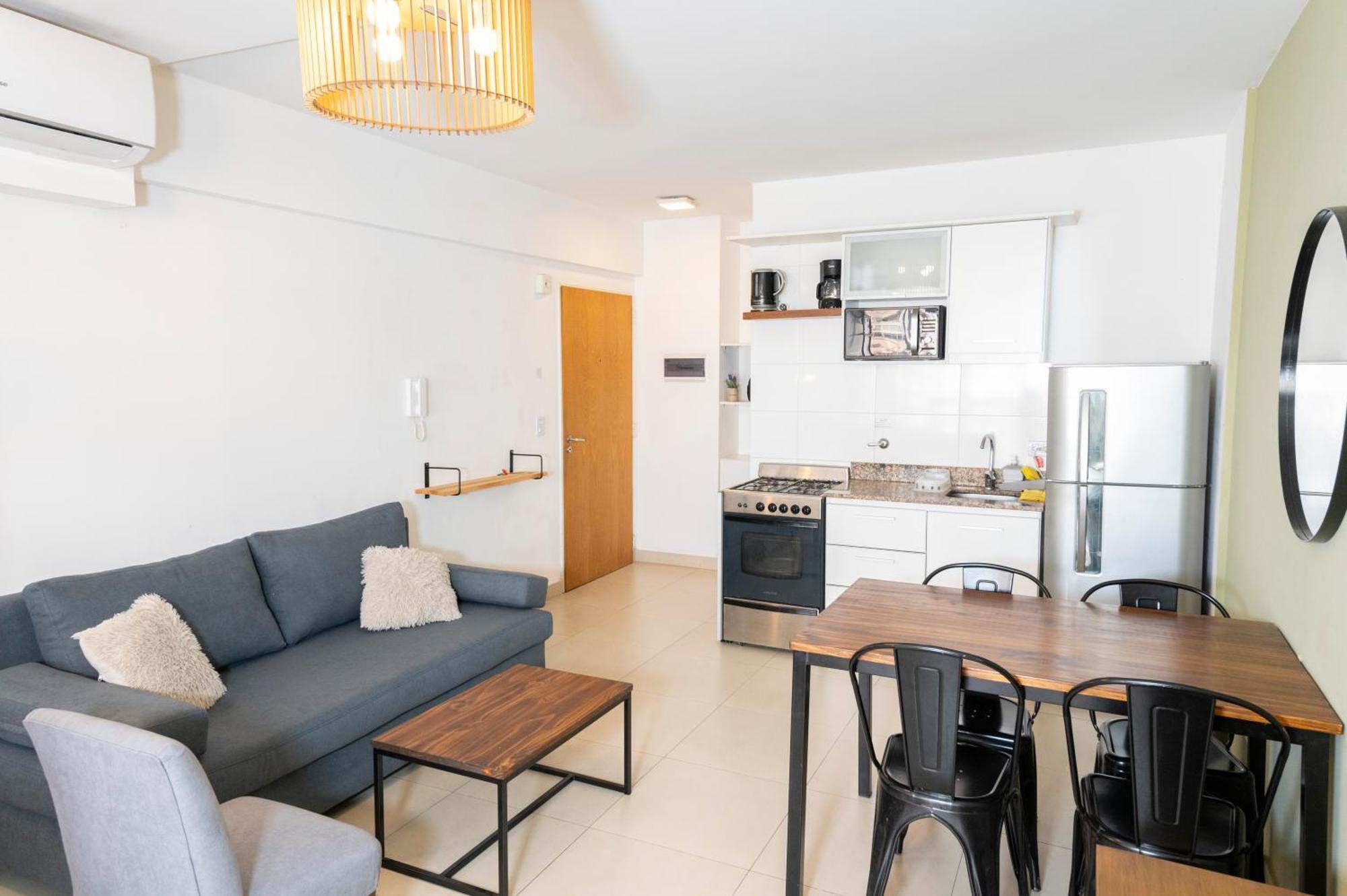 A Estrenar! En El Cwntro De Ba. Con Parilla Y Pileta Apartamento *