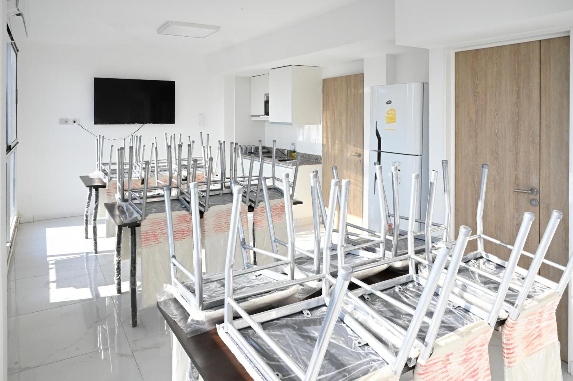Moderno Depto A Estrenar En Pleno Centro Ba! Divino 2 Pax Apartamento *