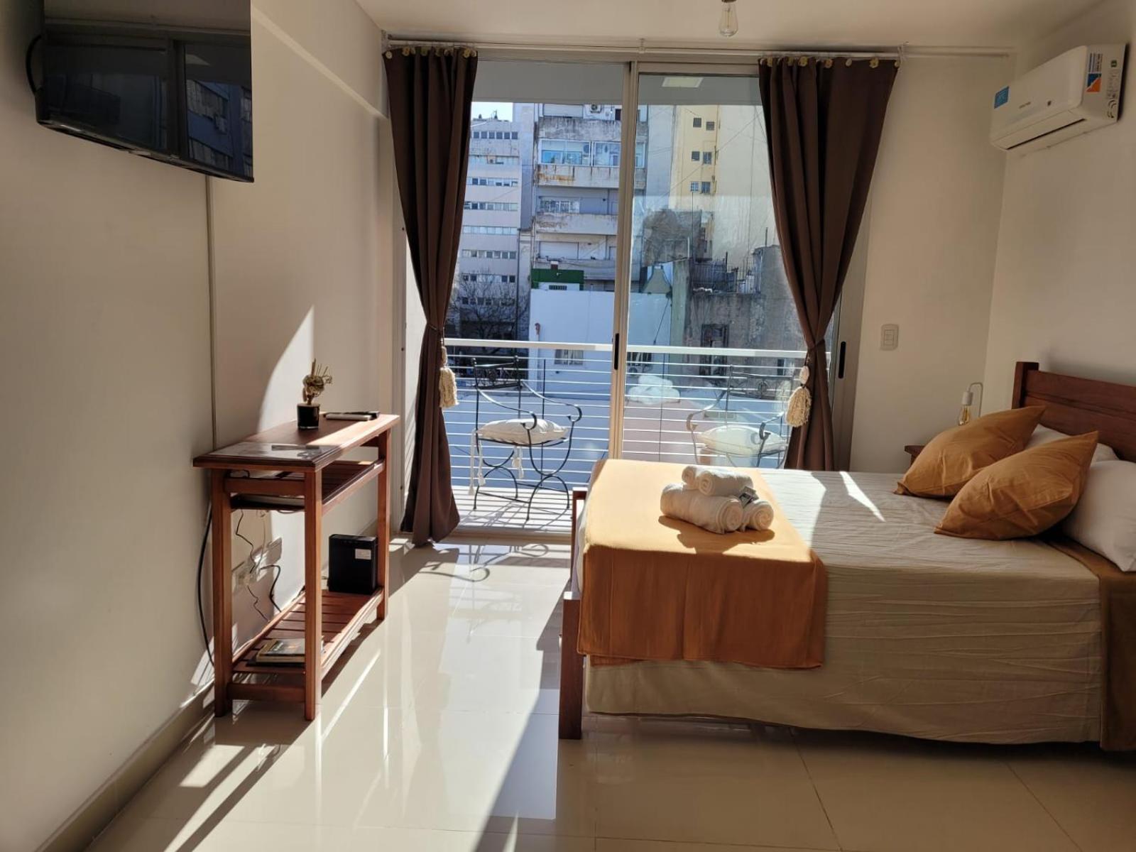 Estudio Muy Luminoso C/ Balcon Zona Congreso. Apartamento *