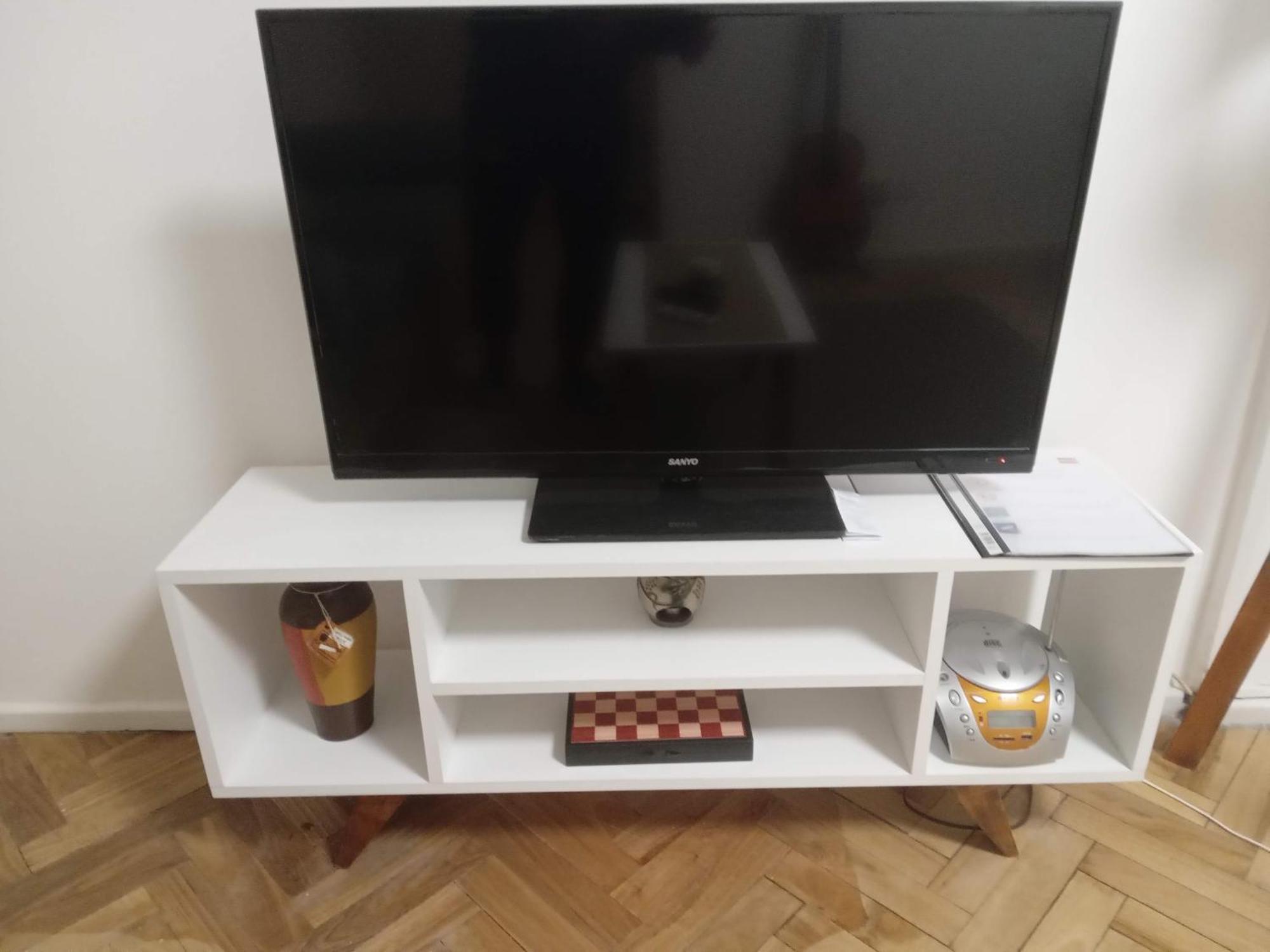 Torre Libertador Apartment *