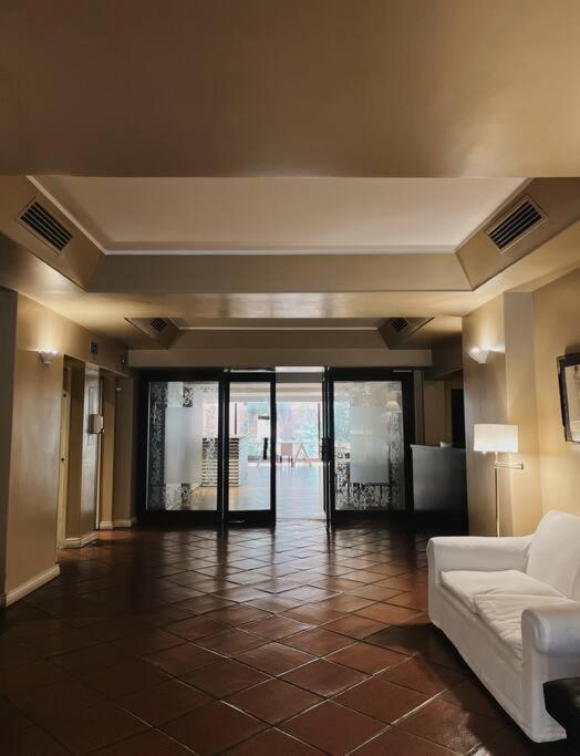 Departamento Luminoso Y Elegante En Retiro Ba * Buenos Aires