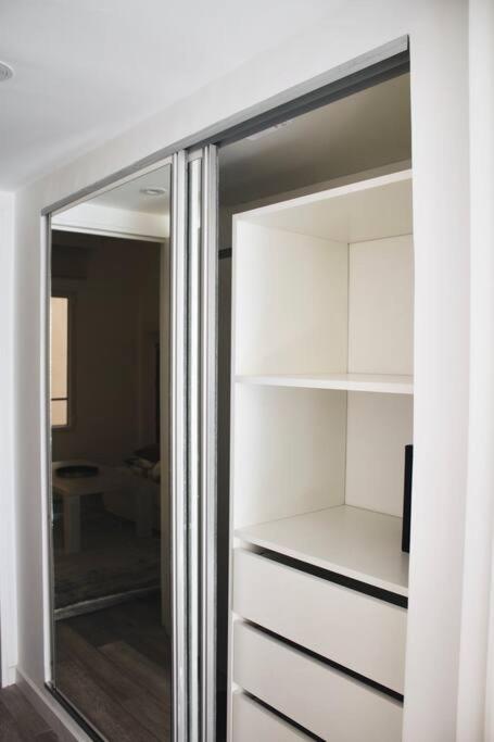 Apartamento Departamento Luminoso Y Elegante En Retiro Ba Buenos Aires