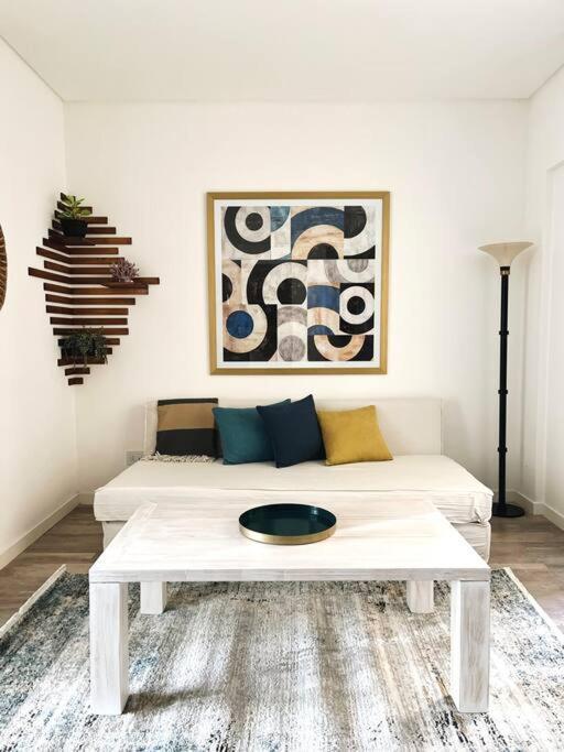 Apartamento Departamento Luminoso Y Elegante En Retiro Ba