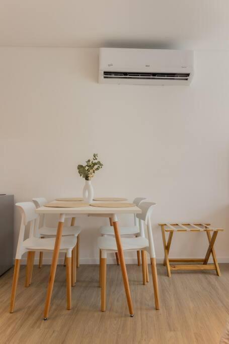 Agueero 1468 I By Depptoe Apartment *