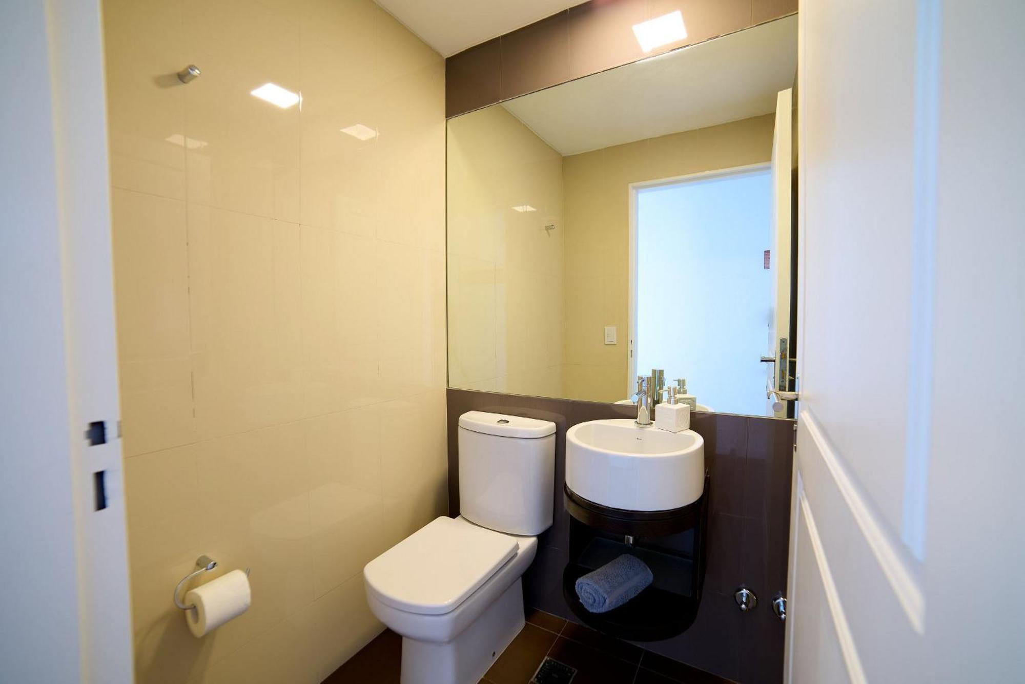 Apartamento Puerto Madero Piso 38 Vista Rio Frente Al Hilton *