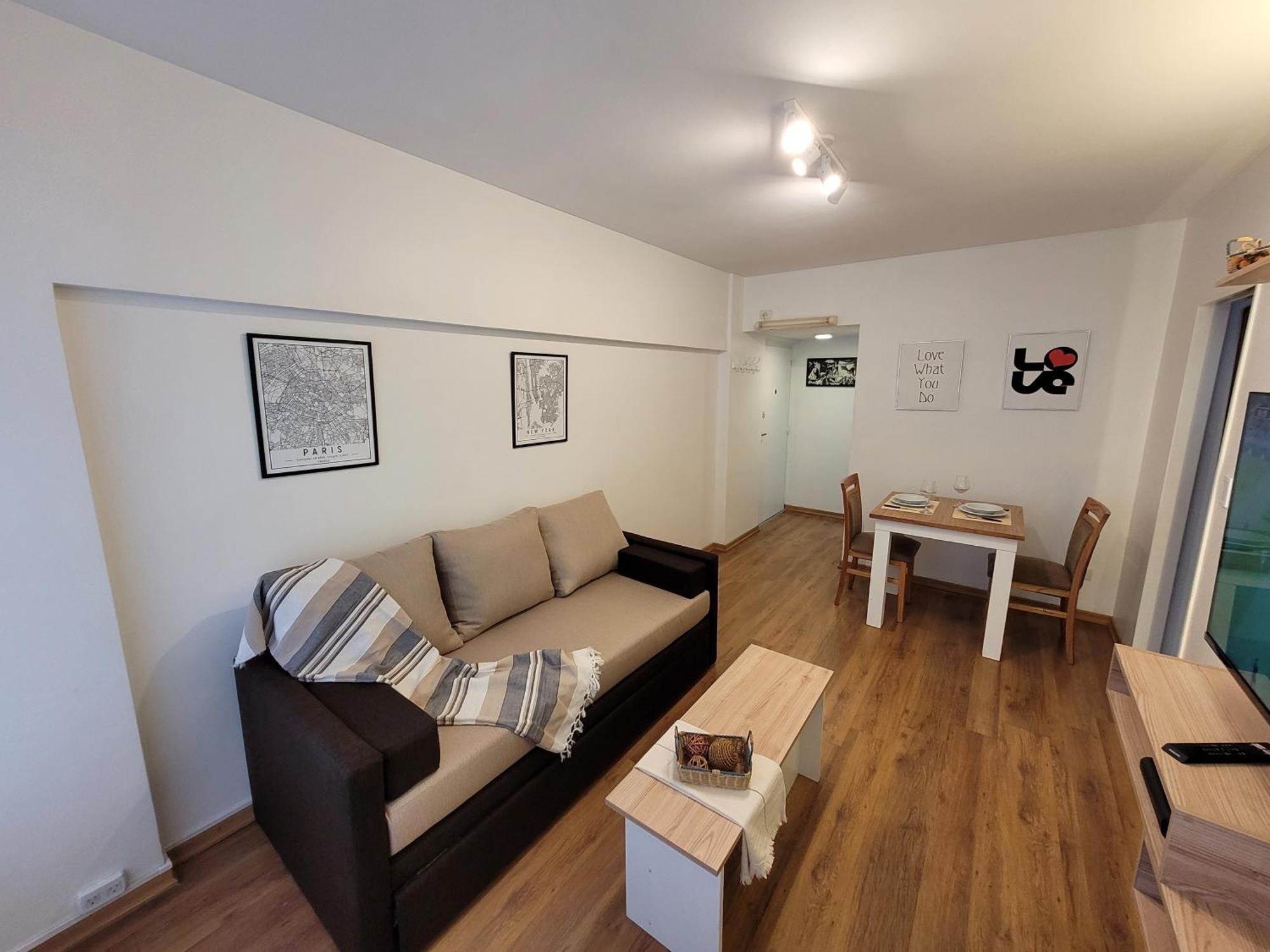 Apartamento Pampa, Mayo *