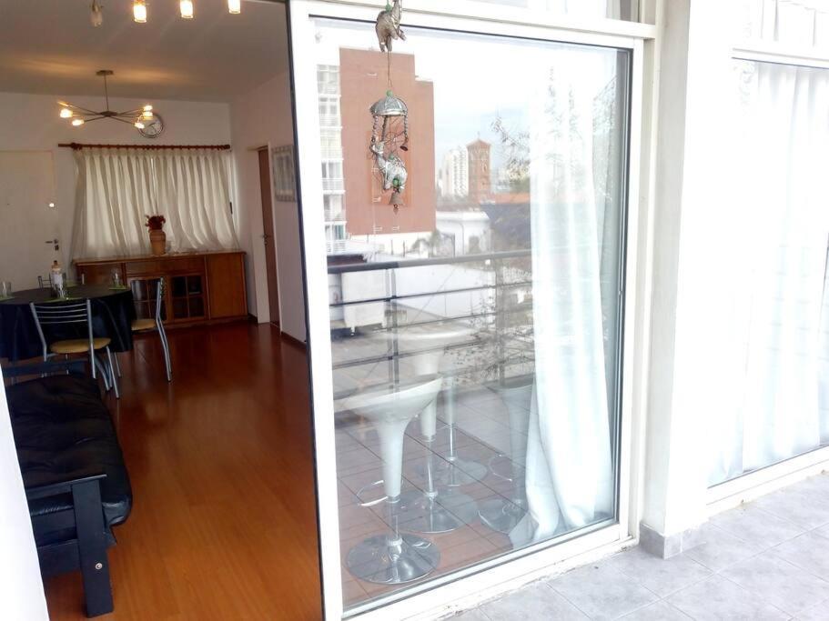 Departamento De 2 Ambientes Amoblado Con Cochera!!